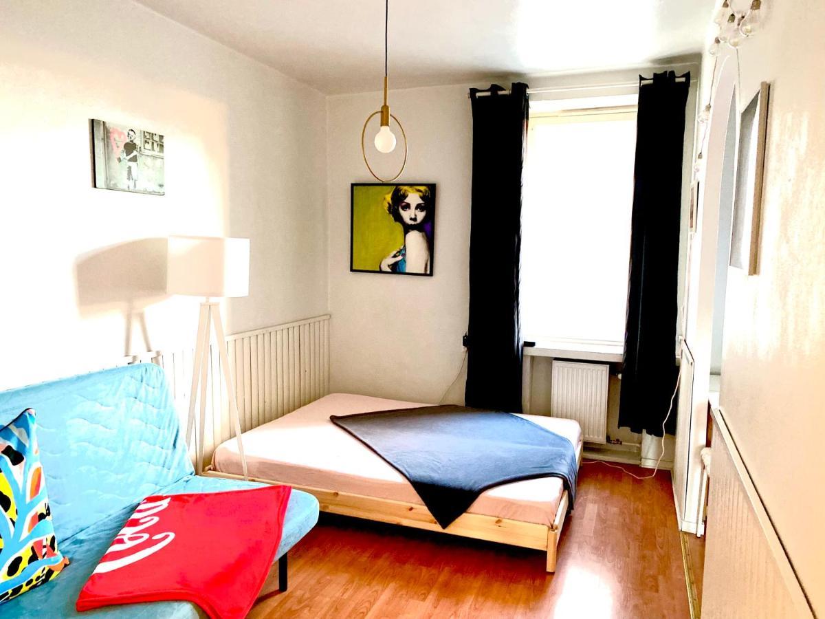 Small Home In Kamppi Хелзинки Екстериор снимка