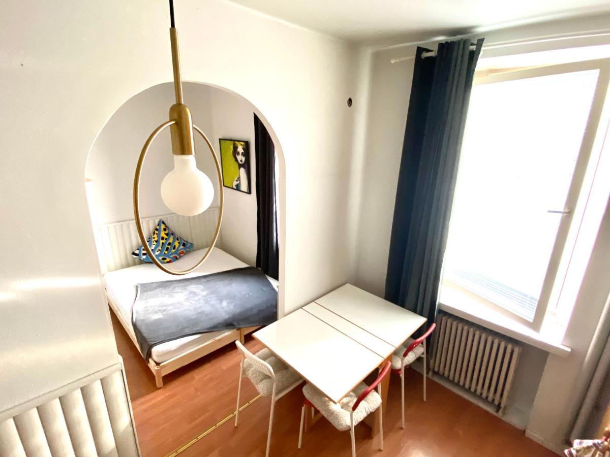 Small Home In Kamppi Хелзинки Екстериор снимка