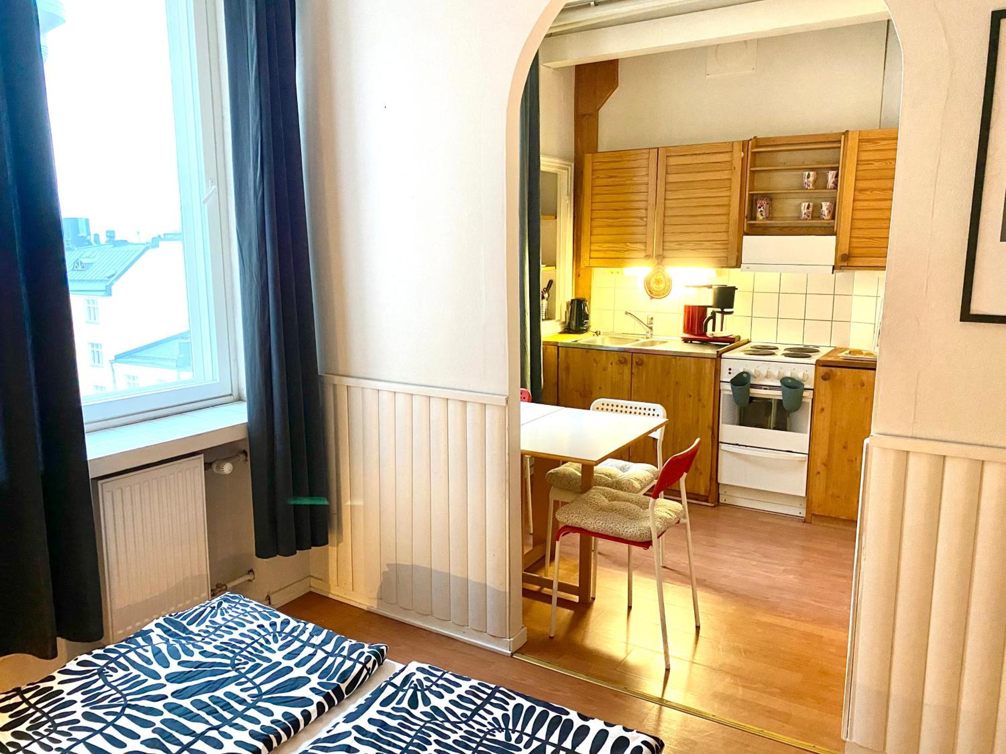 Small Home In Kamppi Хелзинки Екстериор снимка